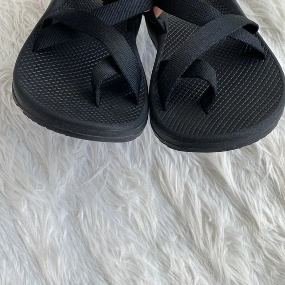 Chaco‎ | All Black Strappy Sandal